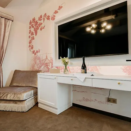 Hotel Bojnicky Vinny Dom 4*