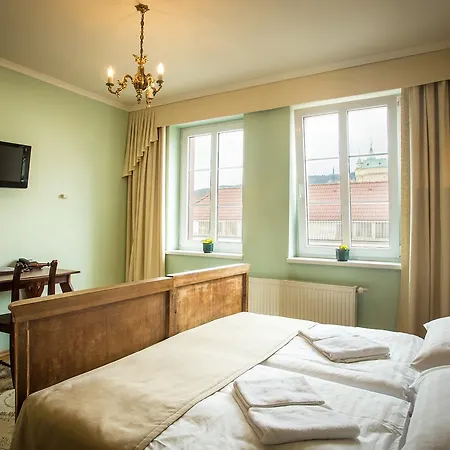 Bojnicky Vinny Dom Бойнице